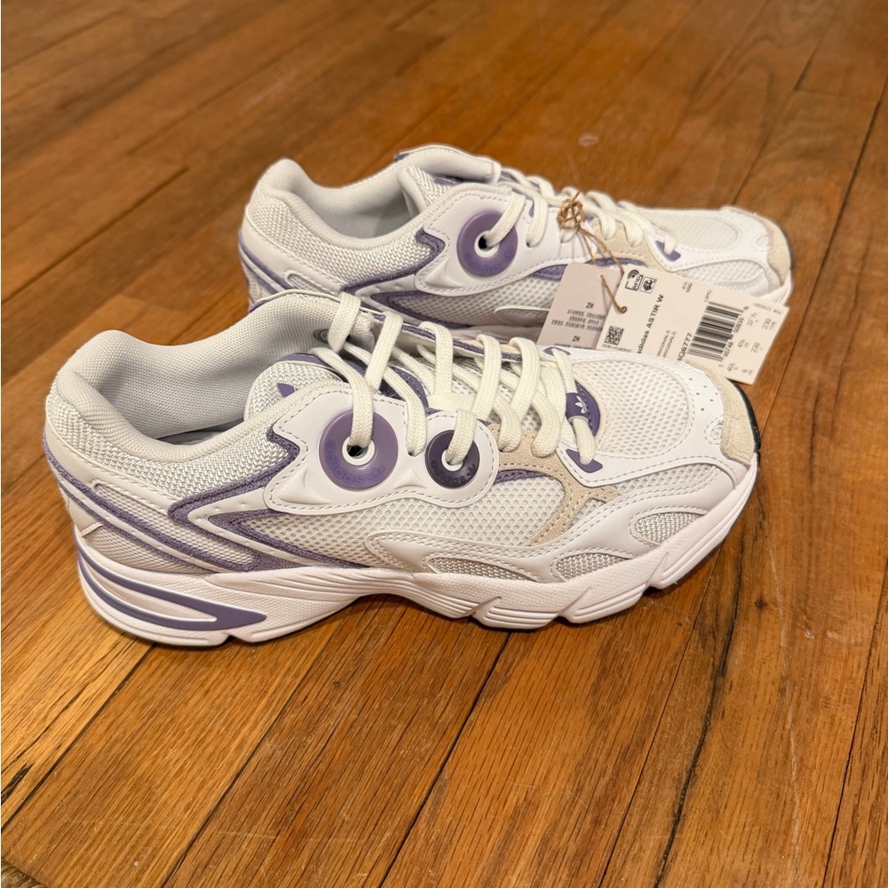 Adidas ASTIR White and Purple Sneakers. Size 6
